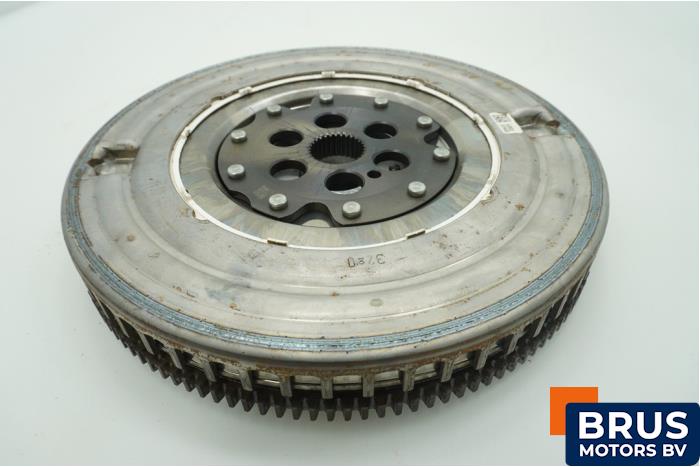 Used Flywheel Mercedes CLA (118.3) 1.3 CLA-200 Turbo 16V Price € 242,00 Inclusive VAT offered by Brus Motors BV