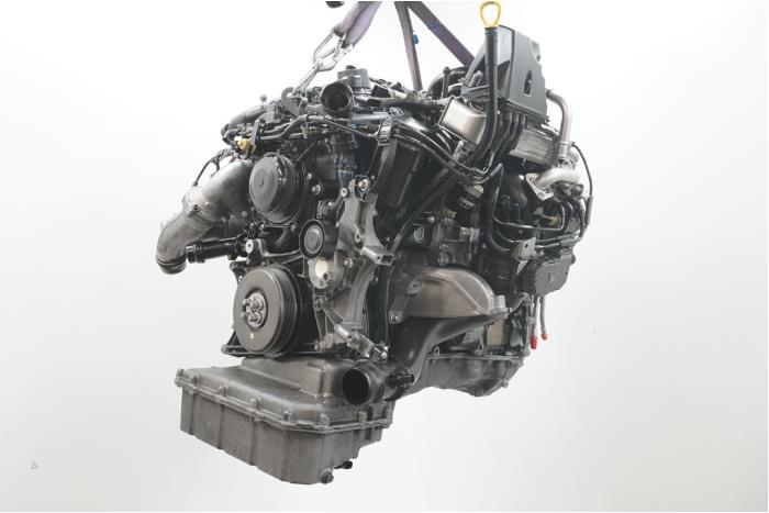 Engine from a Mercedes-Benz V (447.8) 2.1 200 CDI, 200 d 16V 2017