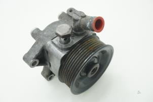Used Power steering pump Iveco New Daily VI 33S12, 35C12, 35S12 Price € 181,50 Inclusive VAT offered by Brus Motors BV