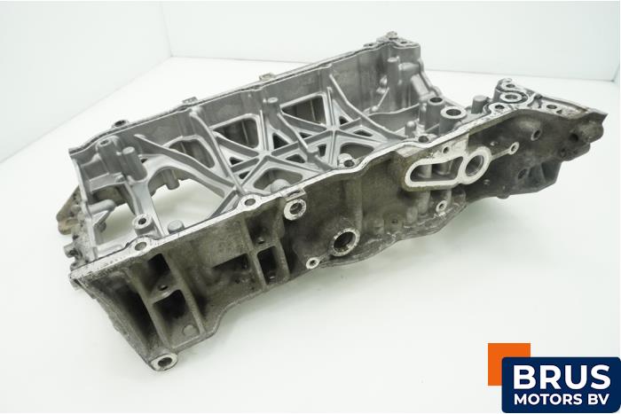 Usagé Couvercle carter Ford Transit 2.0 TDCi 16V Eco Blue 105 Prix € 151,25 Prix TTC proposé par Brus Motors BV
