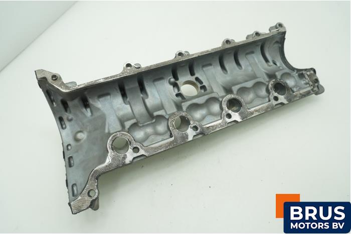 Ventildeckel van een Mercedes-Benz CLA (118.3) 1.3 CLA-200 Turbo 16V 2021