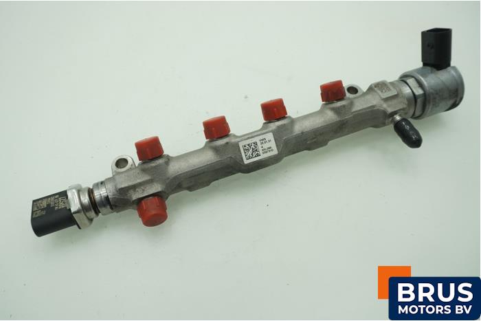 Usagé Système d'injection Volkswagen Golf VIII (CD1) 2.0 GTD 16V Prix € 151,25 Prix TTC proposé par Brus Motors BV