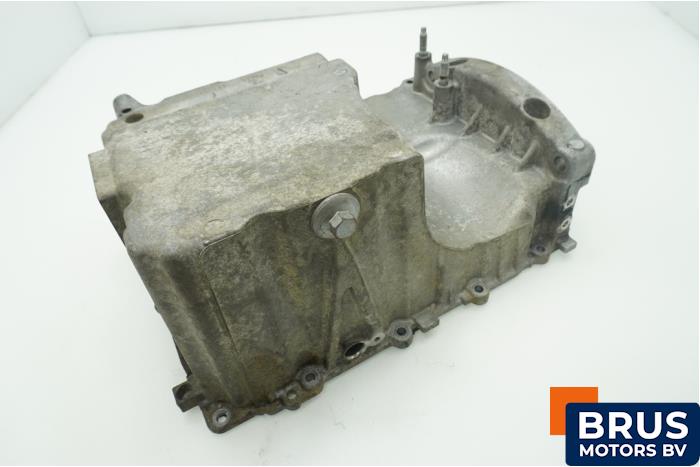 Usagé Couvercle carter Ford Focus 3 1.0 Ti-VCT EcoBoost 12V 125 Prix € 90,75 Prix TTC proposé par Brus Motors BV