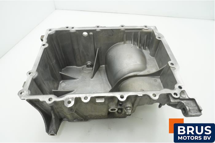 Ölwanne van een Ford Focus 3 1.0 Ti-VCT EcoBoost 12V 125 2019