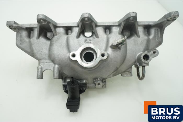 Używane Kolektor dolotowy Renault Master III (FV) 2.3 dCi 165 16V RWD Cena € 151,25 Z VAT oferowane przez Brus Motors BV