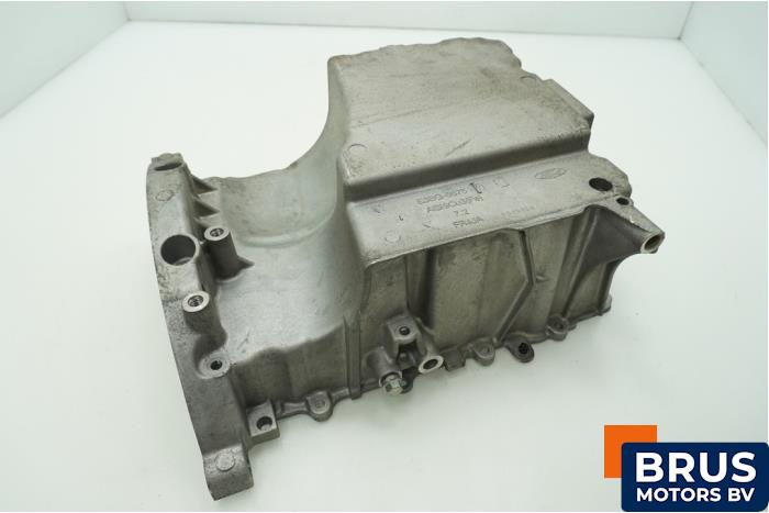 Usagé Couvercle carter Ford Focus 3 1.0 Ti-VCT EcoBoost 12V 125 Prix € 90,75 Prix TTC proposé par Brus Motors BV