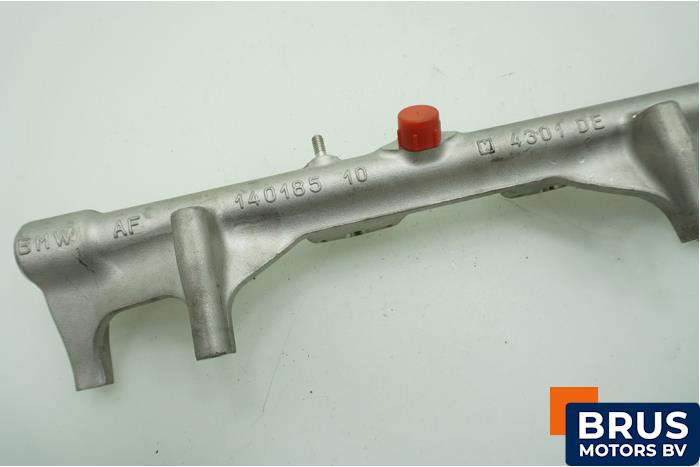 Usagé Système d'injection BMW 3 serie (F30) 320i 2.0 16V Prix € 90,75 Prix TTC proposé par Brus Motors BV