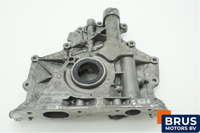 Używane Pompa oleju Landrover Range Rover IV (LG) 4.4 SDV8 32V Cena € 605,00 Z VAT oferowane przez Brus Motors BV