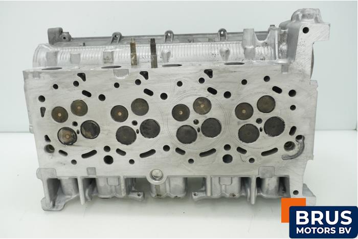 Begagnade Topplock Ford Transit 2.2 TDCi 16V Pris € 726,00 Inklusive moms erbjuds av Brus Motors BV
