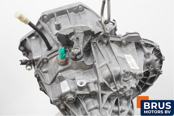 Getriebe van een Vauxhall Vivaro B 1.6 CDTI 115 2017