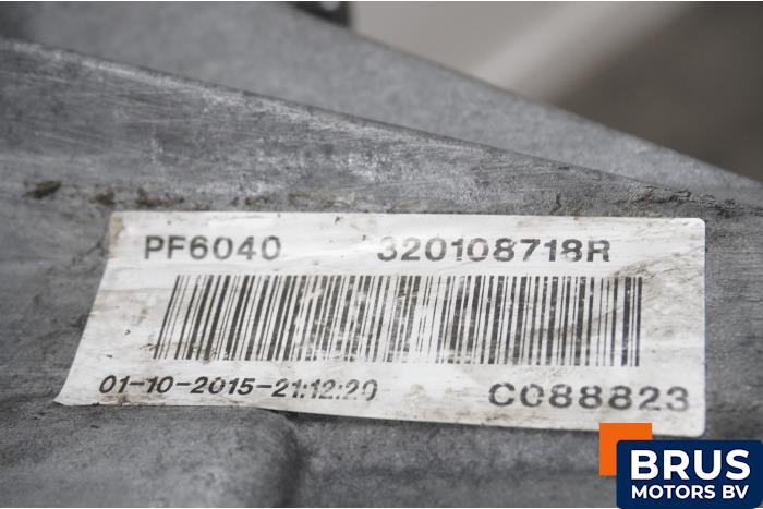 Getriebe van een Vauxhall Vivaro B 1.6 CDTI 115 2017