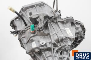 Getriebe van een Vauxhall Vivaro B 1.6 CDTI 115 2017