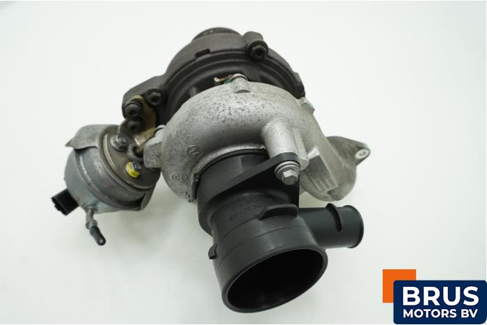 Gebrauchte Turbo Volvo V60 I (FW/GW) 1.6 DRIVe Preis € 181,50 Mit Mehrwertsteuer angeboten von Brus Motors BV