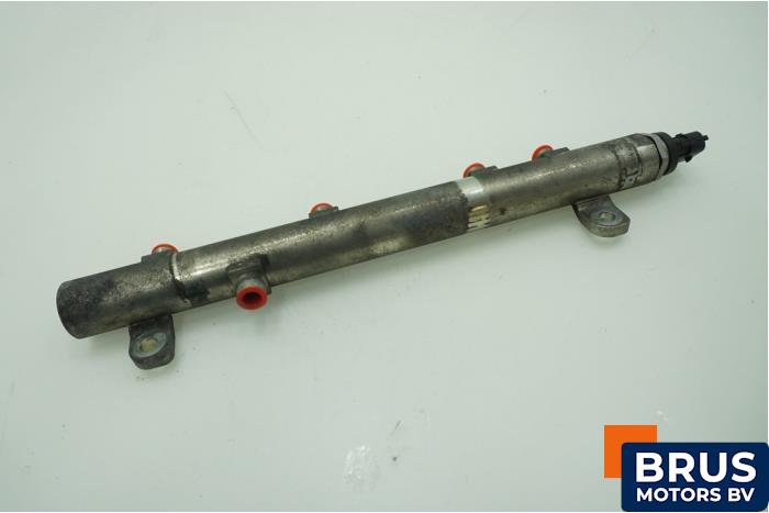 Usagé Système d'injection Iveco New Daily VI 33S15, 35C15, 35S15 Prix € 121,00 Prix TTC proposé par Brus Motors BV