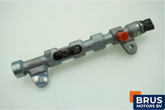 Usagé Système d'injection Opel Insignia 2.0 CDTI 16V 120 ecoFLEX Prix € 90,75 Prix TTC proposé par Brus Motors BV