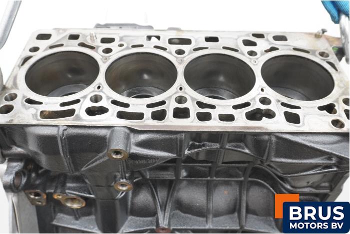 Used Engine crankcase Skoda Karoq 2.0 TDI SCR Price € 1.512,50 Inclusive VAT offered by Brus Motors BV