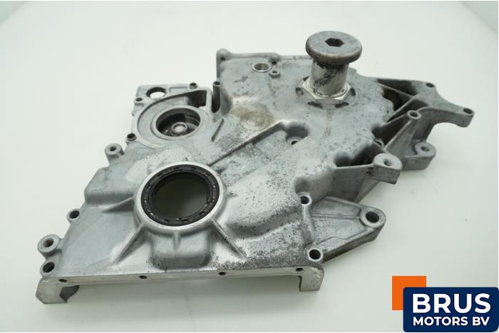 Usagé Couvercle de distribution BMW 5 serie (E39) 520d 16V Prix € 90,75 Prix TTC proposé par Brus Motors BV