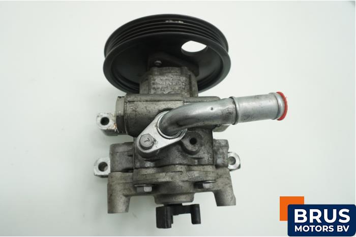 Usagé Pompe de direction Ford Transit 2.2 TDCi 16V Prix € 121,00 Prix TTC proposé par Brus Motors BV