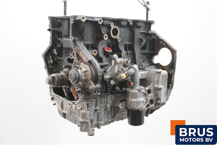 Used Engine crankcase Renault Trafic Passenger (1JL/2JL/3JL/4JL) 2.0 dCi 16V 145 Price € 1.512,50 Inclusive VAT offered by Brus Motors BV