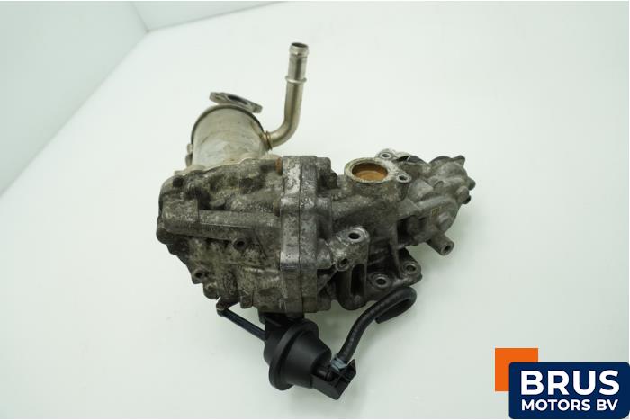 AGR Ventil van een Ford Transit 2.0 TDCi 16V Eco Blue 170 2019
