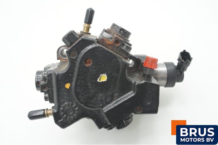 Usagé Pompe carburant mécanique Mercedes Vito (447.6) 1.6 111 CDI 16V Prix € 363,00 Prix TTC proposé par Brus Motors BV