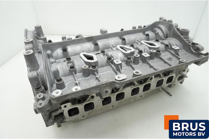 Usagé Culasse Renault Master III (JV) 2.3 dCi 16V 110 Prix € 1.149,50 Prix TTC proposé par Brus Motors BV