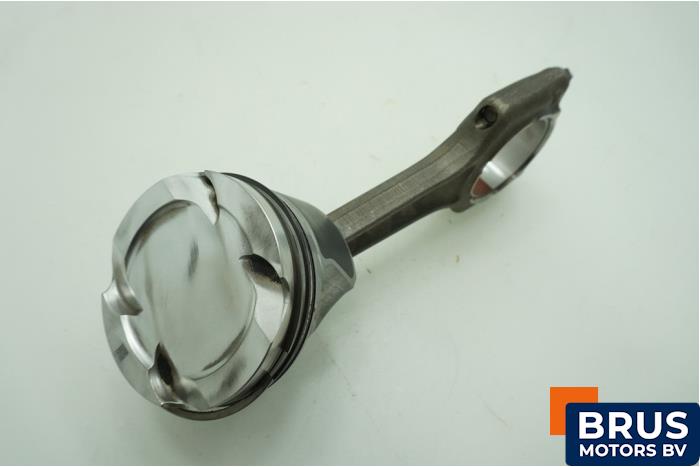 Usagé Bielle BMW 1 serie (F20) M140i 3.0 24V Van Prix € 90,75 Prix TTC proposé par Brus Motors BV