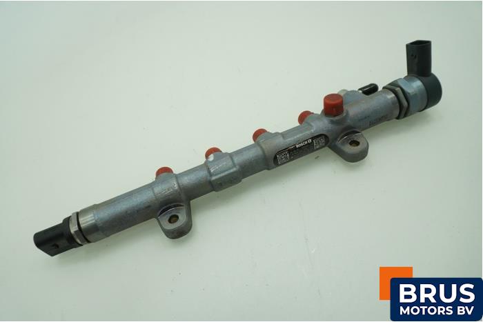 Usagé Système d'injection Mercedes GLE (W166) 250d 2.0 Prix € 121,00 Prix TTC proposé par Brus Motors BV