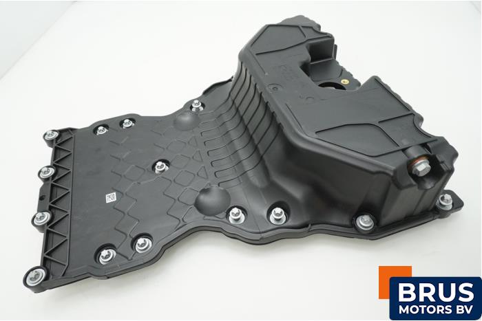 Neuf Couvercle carter Mercedes C (W204) 2.2 C-220 CDI 16V BlueEFFICIENCY Prix € 151,25 Prix TTC proposé par Brus Motors BV