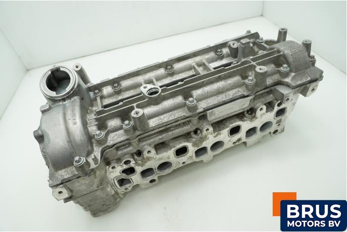 Usagé Culasse Mercedes Sprinter 3,5t (907.6/910.6) 319 CDI 3.0 V6 24V RWD Prix € 363,00 Prix TTC proposé par Brus Motors BV