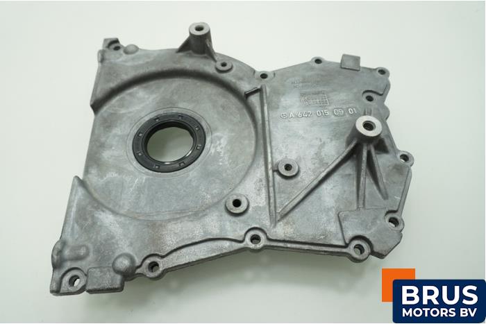 Usagé Couvercle de distribution Mercedes Vito (639.6) 3.0 122 CDI V6 24V Prix € 90,75 Prix TTC proposé par Brus Motors BV