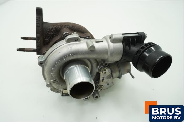 Gebrauchte Turbo Mercedes C (W205) C-200 1.6 CDI BlueTEC, C-200 d 16V Preis € 423,50 Mit Mehrwertsteuer angeboten von Brus Motors BV