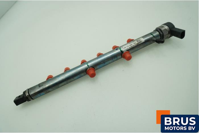 Usagé Système d'injection Mercedes E (W213) E-400d 2.9 24V Prix € 302,50 Prix TTC proposé par Brus Motors BV