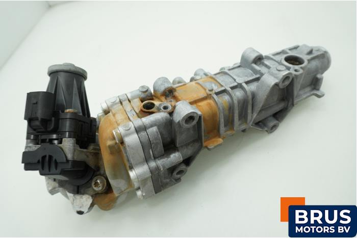 Gebrauchte AGR Ventil Iveco New Daily VI 33.180,35.180,52.180,60.180, 70.180. 72.180 Preis € 211,75 Mit Mehrwertsteuer angeboten von Brus Motors BV