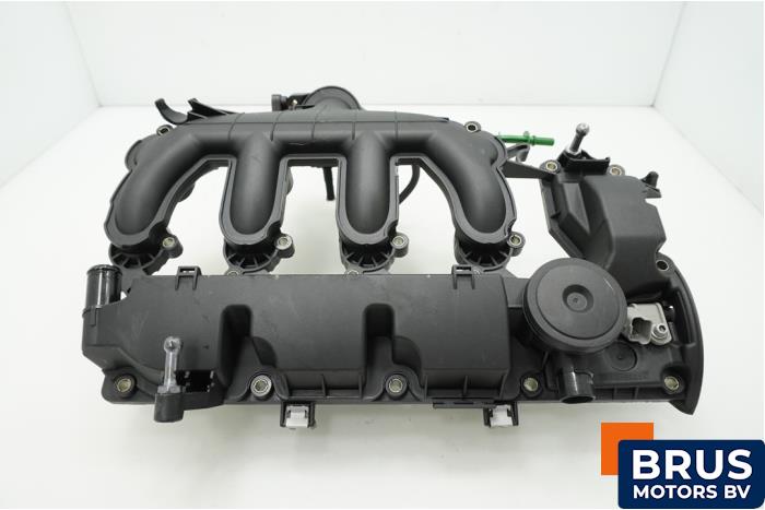 Gebrauchte Ansaugbrugge Volvo V50 (MW) 2.0 D 16V Preis € 90,75 Mit Mehrwertsteuer angeboten von Brus Motors BV