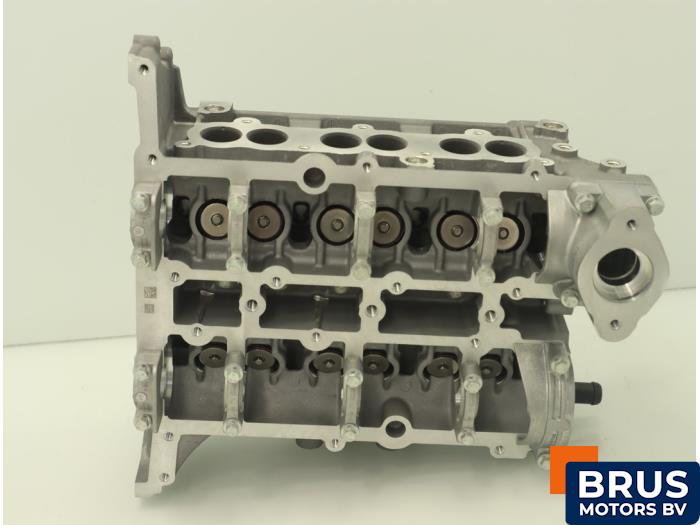 Neue Zylinderkopf Ford Focus 3 1.0 Ti-VCT EcoBoost 12V 100 Preis € 726,00 Mit Mehrwertsteuer angeboten von Brus Motors BV