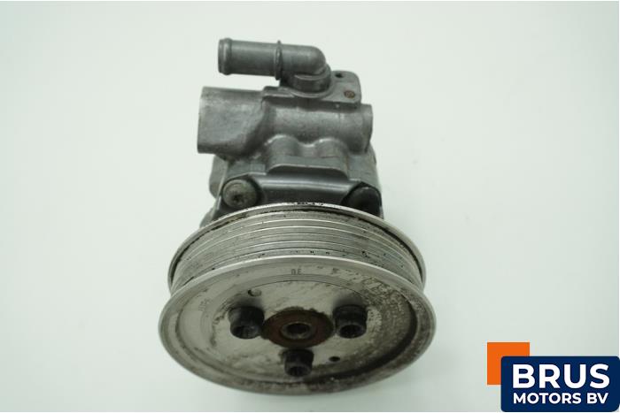 Usagé Pompe de direction Volkswagen Touareg (7PA/PH) 3.0 TDI V6 24V BlueMotion Technology DPF Prix € 90,75 Prix TTC proposé par Brus Motors BV