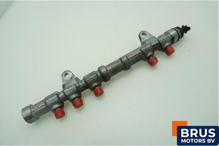 Usagé Système d'injection Fiat Fiorino (225) 1.3 D 16V Multijet 80 Prix € 90,75 Prix TTC proposé par Brus Motors BV