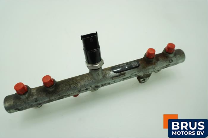 Gebrauchte Einspritzdüse (Einspritzer) Fiat Ducato (243/244/245/247) 2.8 JTD Panorama Preis € 90,75 Mit Mehrwertsteuer angeboten von Brus Motors BV