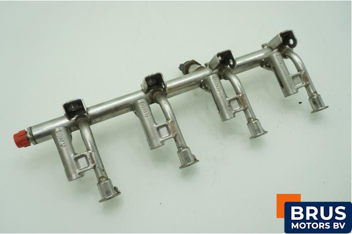Usagé Système d'injection Ford Kuga II (DM2) 1.5 EcoBoost 16V 120 Prix € 90,75 Prix TTC proposé par Brus Motors BV