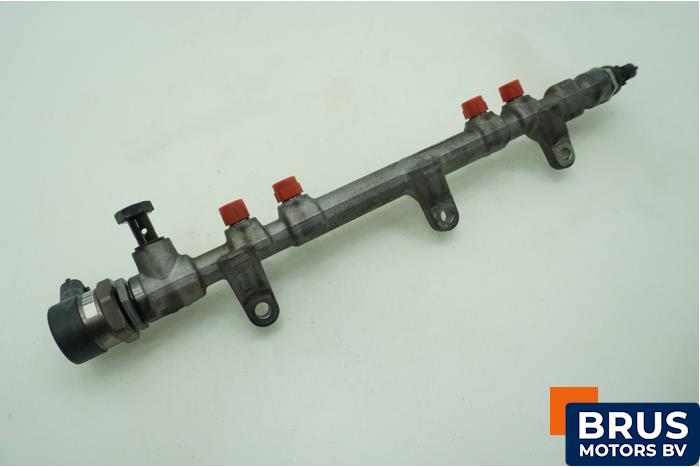 Usagé Système d'injection Kia Sorento III (UM) 2.2 CRDi 16V VGT 4x2 Prix € 90,75 Prix TTC proposé par Brus Motors BV