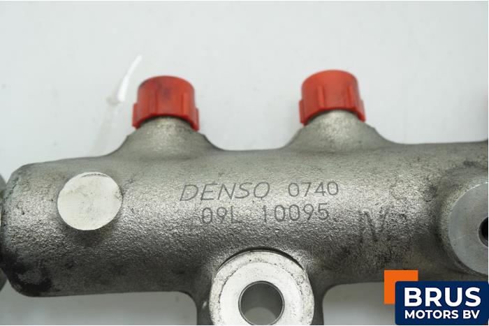Usagé Système d'injection Mazda 5 (CR19) 2.0 CiDT 16V High Power Prix € 90,75 Prix TTC proposé par Brus Motors BV