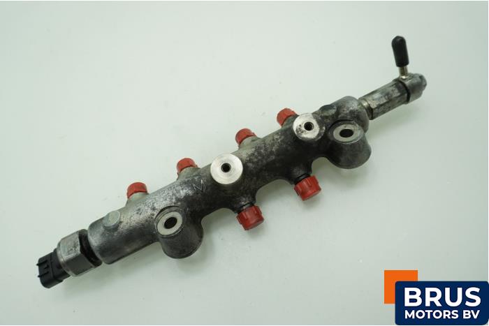 Usagé Système d'injection Mazda 5 (CR19) 2.0 CiDT 16V Normal Power Prix € 90,75 Prix TTC proposé par Brus Motors BV