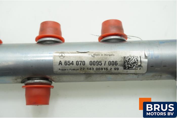 Usagé Système d'injection Mercedes Vito (447.6) 2.0 116 CDI 16V Prix € 121,00 Prix TTC proposé par Brus Motors BV