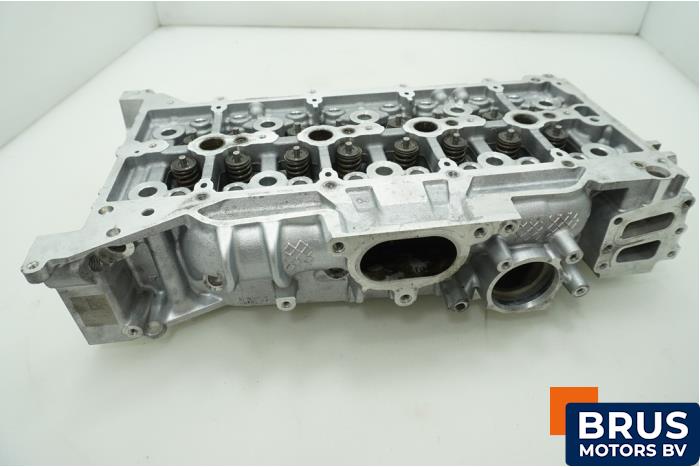 Usagé Culasse Ford Transit 2.0 TDCi 16V Eco Blue 105 Prix € 605,00 Prix TTC proposé par Brus Motors BV