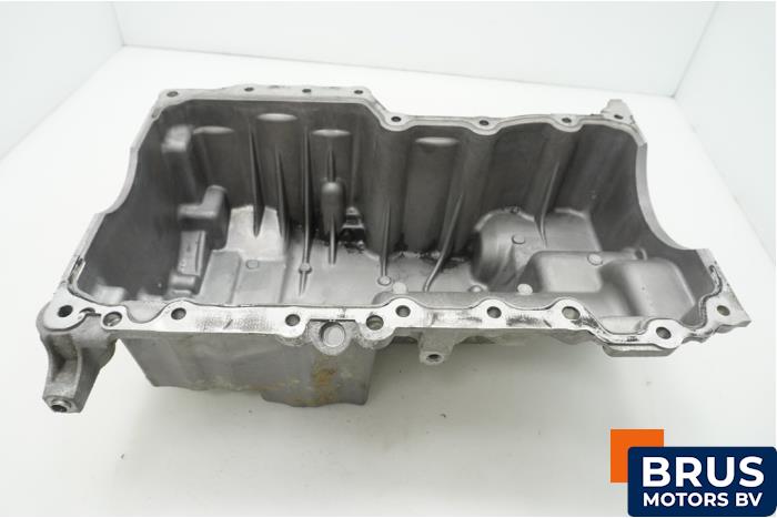 Used Sump Landrover Discovery Sport (LC) 2.0 TD4 150 16V Price € 121,00 Inclusive VAT offered by Brus Motors BV
