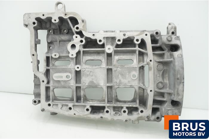Usagé Couvercle carter Ford Transit 2.2 TDCi 16V Euro 5 Prix € 121,00 Prix TTC proposé par Brus Motors BV