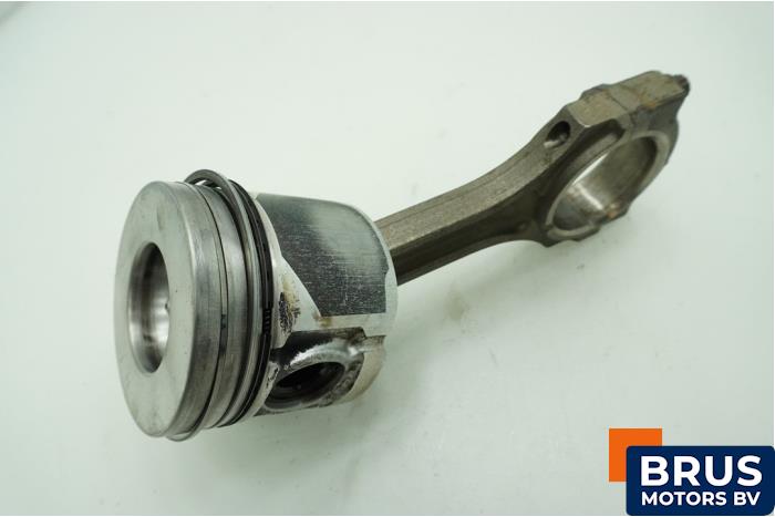 Vevstake Mazda 5 (CR19), 2004 / 2010 2.0 CiDT 16V Normal Power, MPV, Diesel, 1.998cc, 81kW (110pk), FWD, RF7J, 2005-02 / 2010-05, CR19T6 (Begagnad)