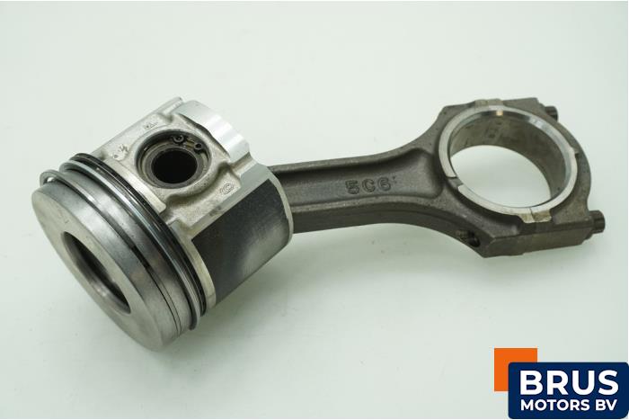 Begagnade Vevstake Mazda 5 (CR19) 2.0 CiDT 16V Normal Power Pris € 90,75 Inklusive moms erbjuds av Brus Motors BV