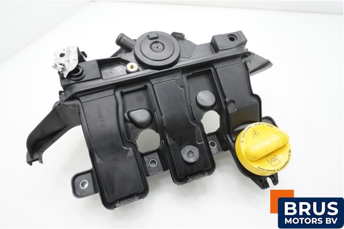 Begagnade PCV-ventil Renault Trafic Passenger (1JL/2JL/3JL/4JL) 1.6 dCi 95 Pris € 60,50 Inklusive moms erbjuds av Brus Motors BV